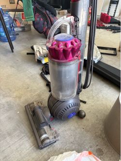 Dyson Animal Vacuum Cleaner