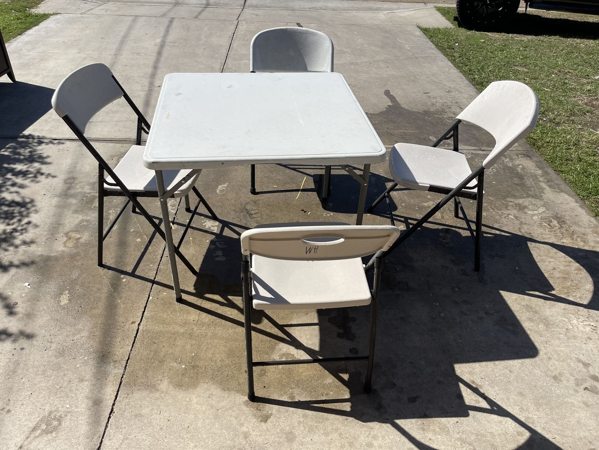 Mesa Y Sillas Table And Chairs for Sale in Bakersfield, CA OfferUp