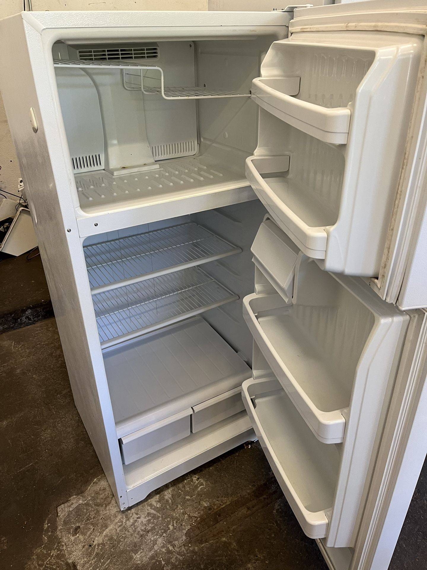 Hotpoint Refrigerator For Sale In Philadelphia Pa Offerup