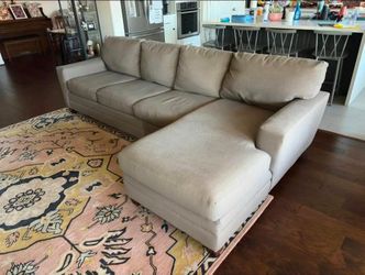 Bassett sectional
