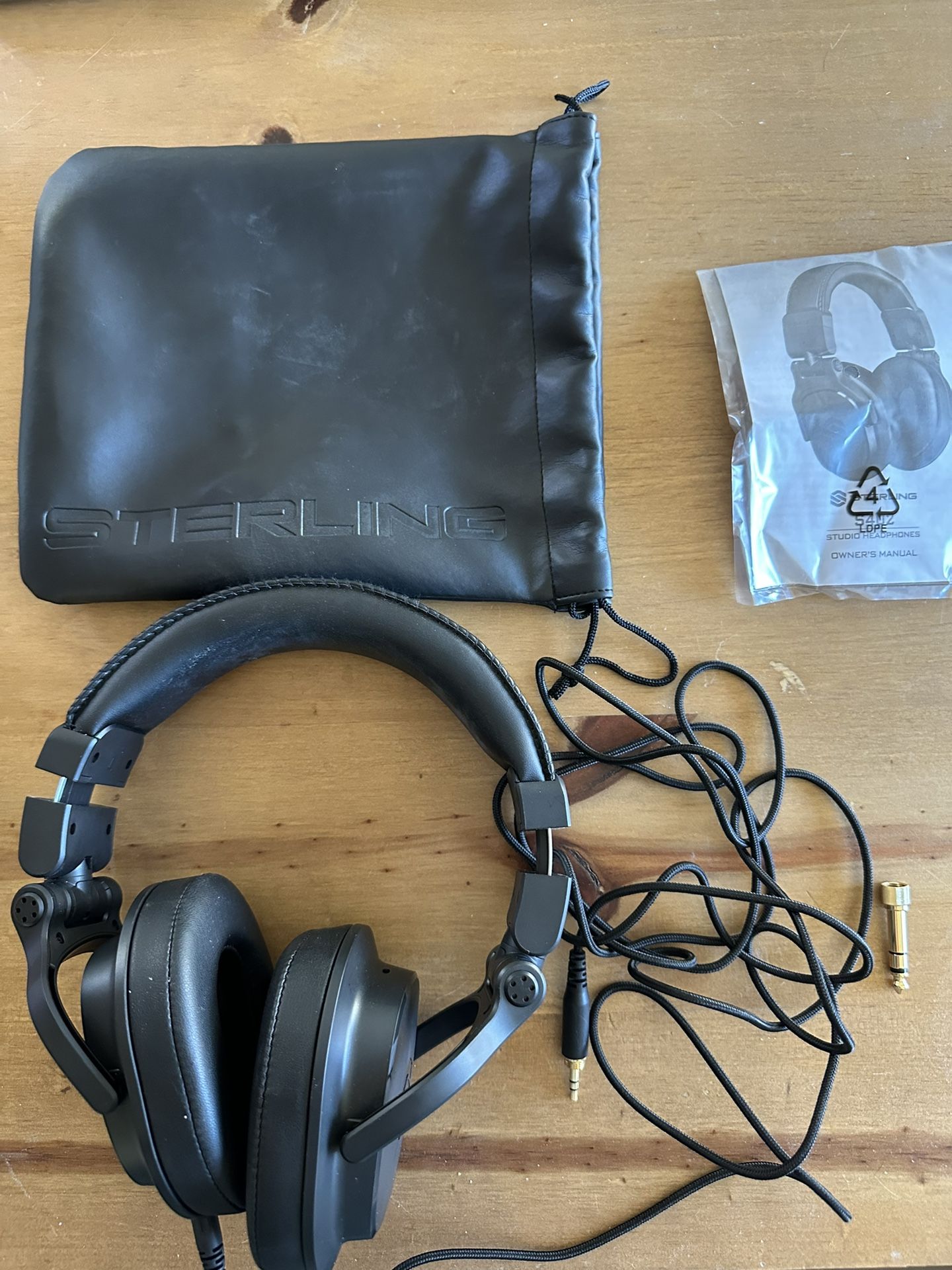 Sterling S402 Studio Headphones