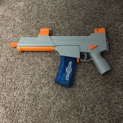 splatt ball gun and ton of bullets