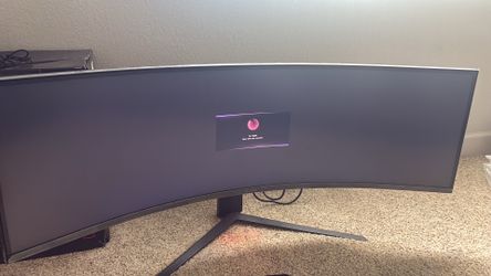 LG ULTRAGEAR CURVED MONITOR 49 INCH