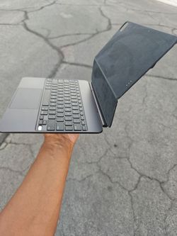 Magic Keyboard for iPad Pro 13 inch