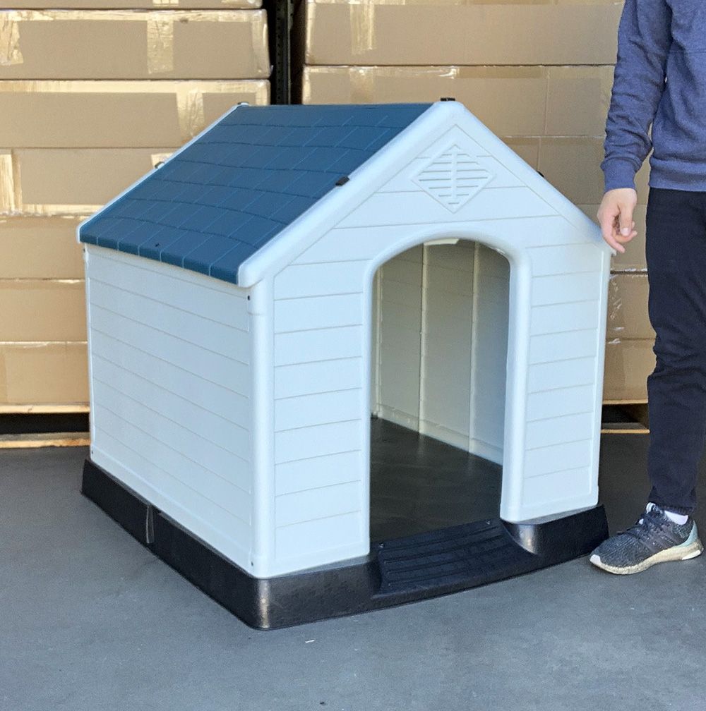 $105 (New) Plastic dog house large size pet indoor outdoor all weather shelter cage kennel 36x36x39” 