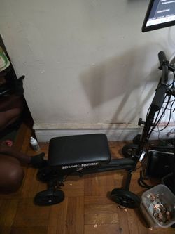 Knee scooter for ankle rehab