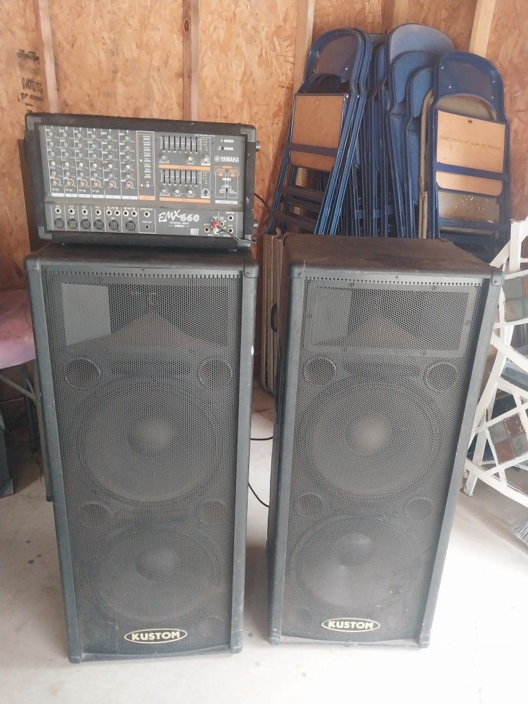 Kustom Speakers And Yamaha Amplifier