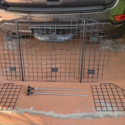 Metal Adjustable SUV Pet Barrier