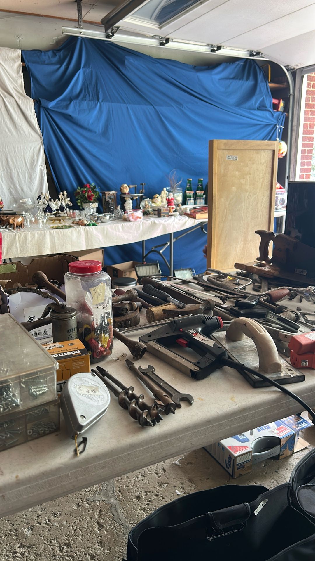 GARAGE SALE