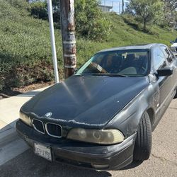2000 BMW 528i