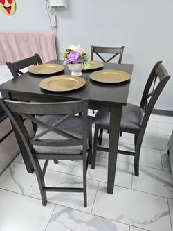 Dining Table Set New In Box
