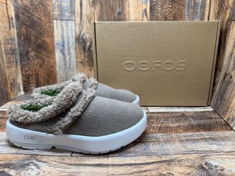 NEW OOFOS Oocoozie Mule Women’s Orthopedic Slip On Sandals US Size 6.5