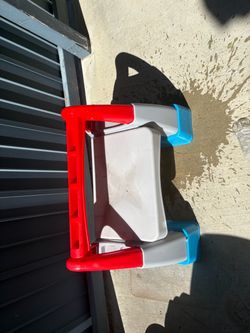 Kids Plastic Step 1 table