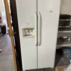 White Frigidaire Side By Side Refrigerator 