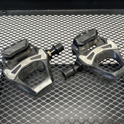 2x Shimano SPD Road Pedals