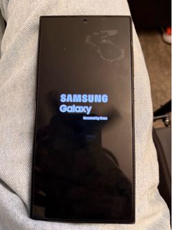 Samsung Galaxy S24 Ultra 256GB Unlocked - Excellent Condition
