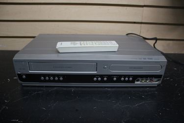 Magnavox ZV420MW8 DVD Recorder / VHS VCR Combo