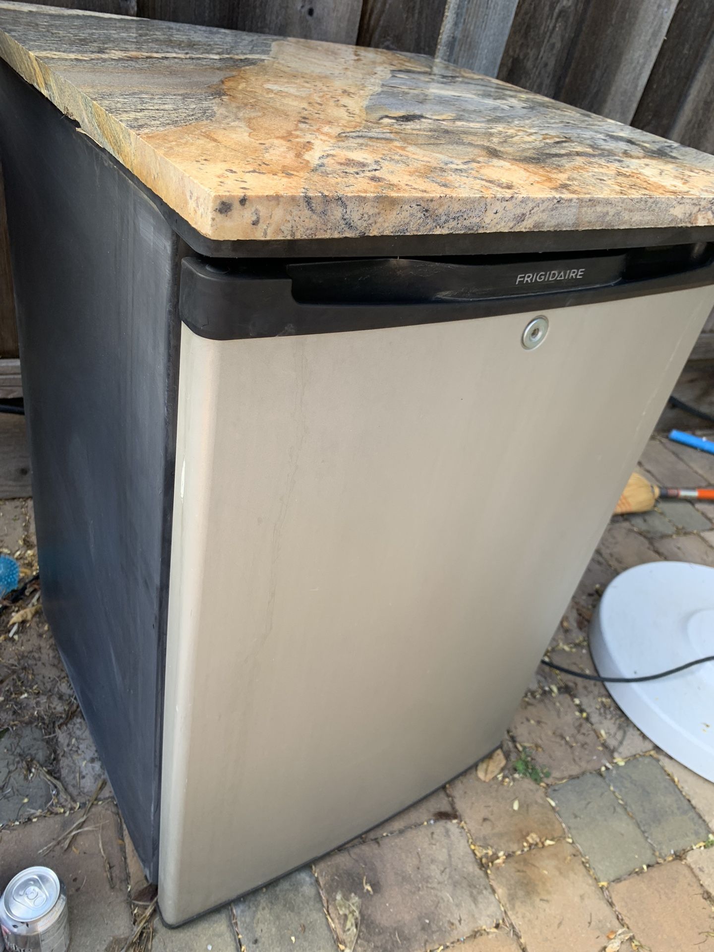 Outdoor Mini Fridge With Marble Top