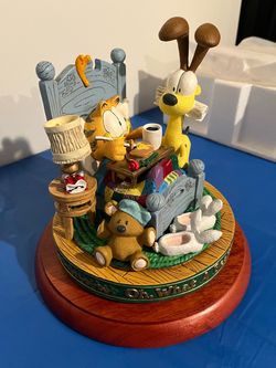 Garfield: Danbury Mint Music Box, Oh What a Beautiful Morning