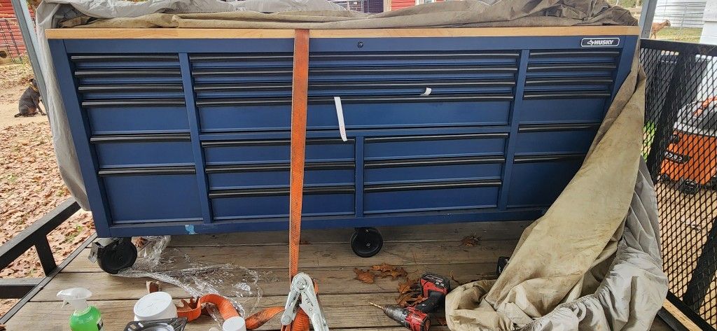 Husky 22 Drawer Workbench