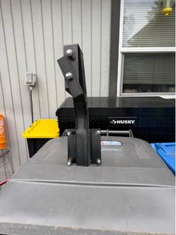 Spare tire mount
