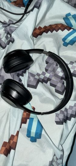 Beats Solo 4