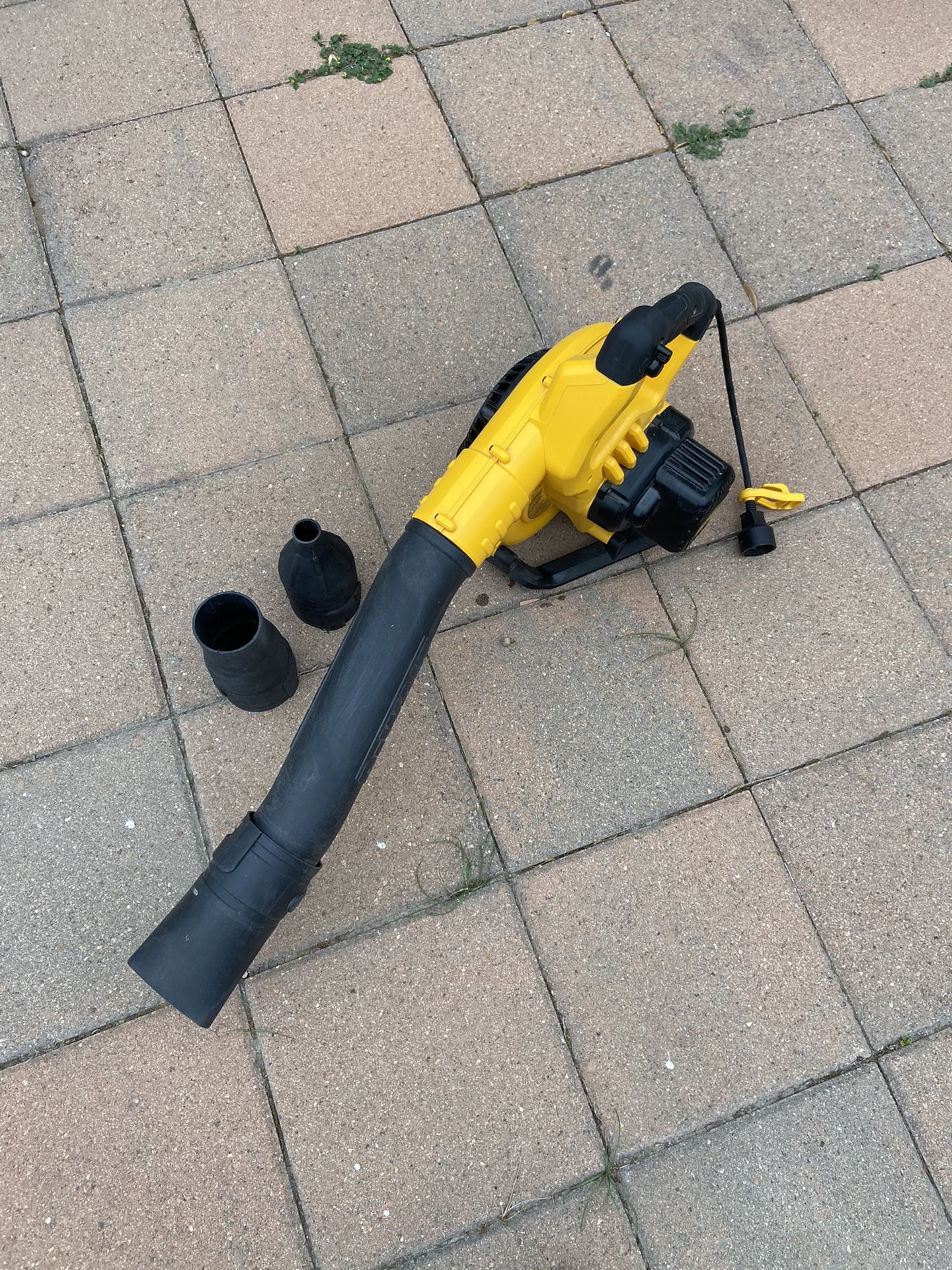 Dewalt Electric Leaf Blower