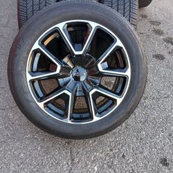 2025 NEW OEM ORIGINAL TAKEOFFS CHEVY TAHOE RST 22 INCH HAVE TPMS SENSORS TIRES BRIDGESTONE ALENZA 99 % $ 1975