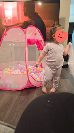 Princess tent ball pit and balls