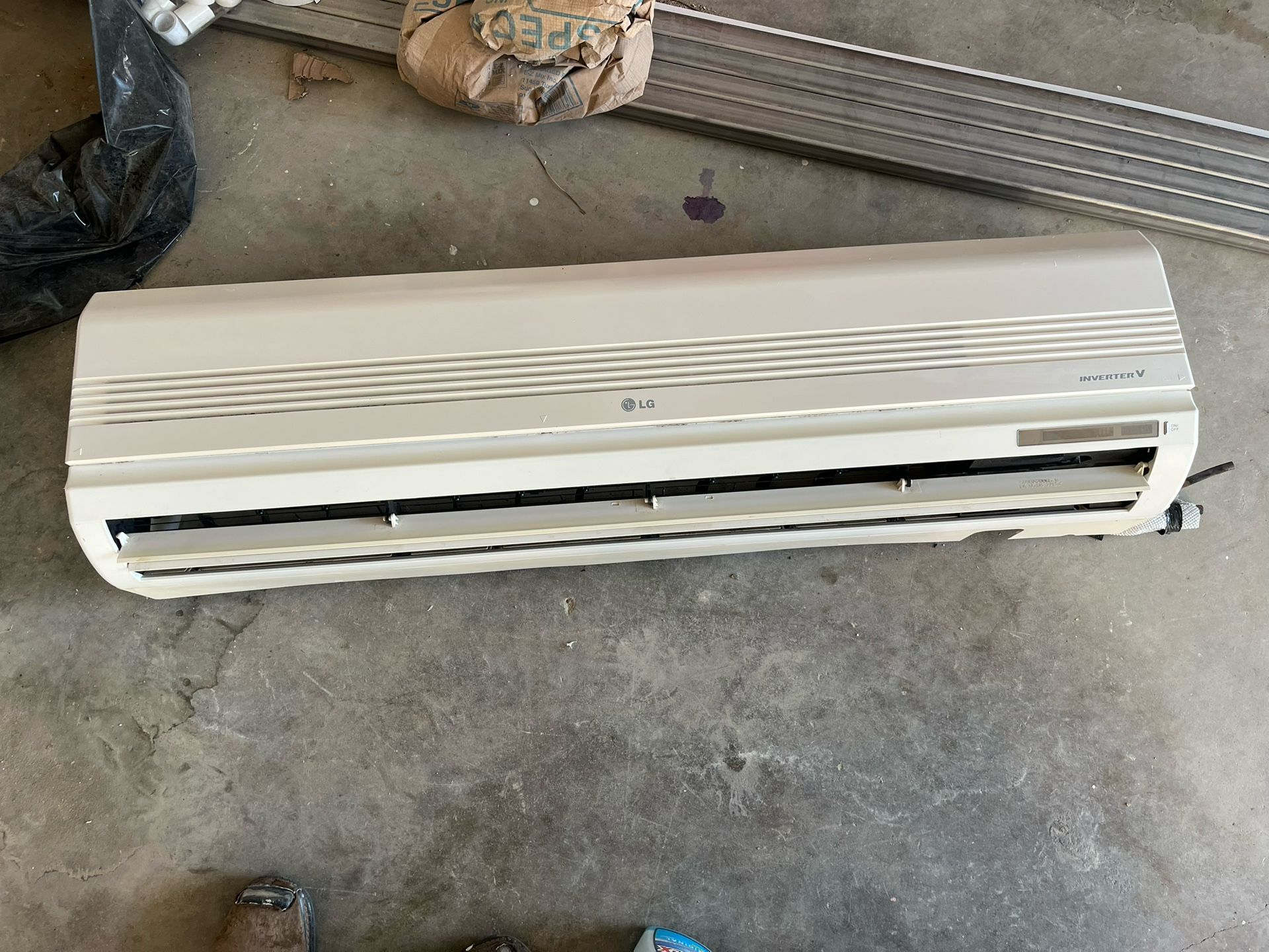 LG Mini Split  Single Zone