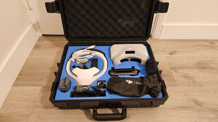 DJI Mavic Pro set with Goggles and case