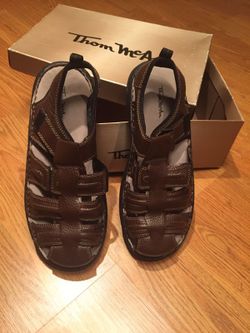 Men's brown leather sandals