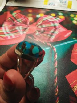 real Turquoise Ring. sterling silver size 7.