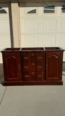 buffet Wood China cabinet and buffet