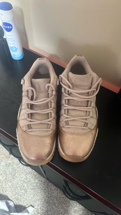 Jordan 11 rose gold