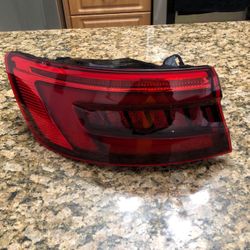 Foco para Audi A-4 Lado izquierdo