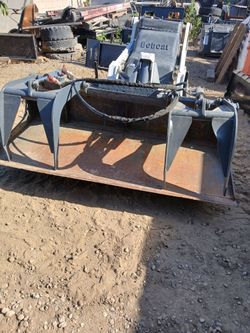 Bobcat 72"Grapple