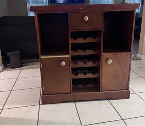 Wine cabinet