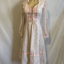 Vintage Gunne Sax Style Pink Flower Peasant Floral 1970s 70s Dress