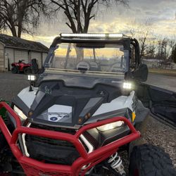 2019 Polaris 1000 XP4  @ Trailer