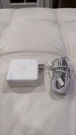 Apple A1947 - 61W USB Type-C power supply