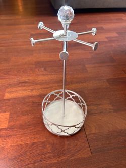 Jewelry stand