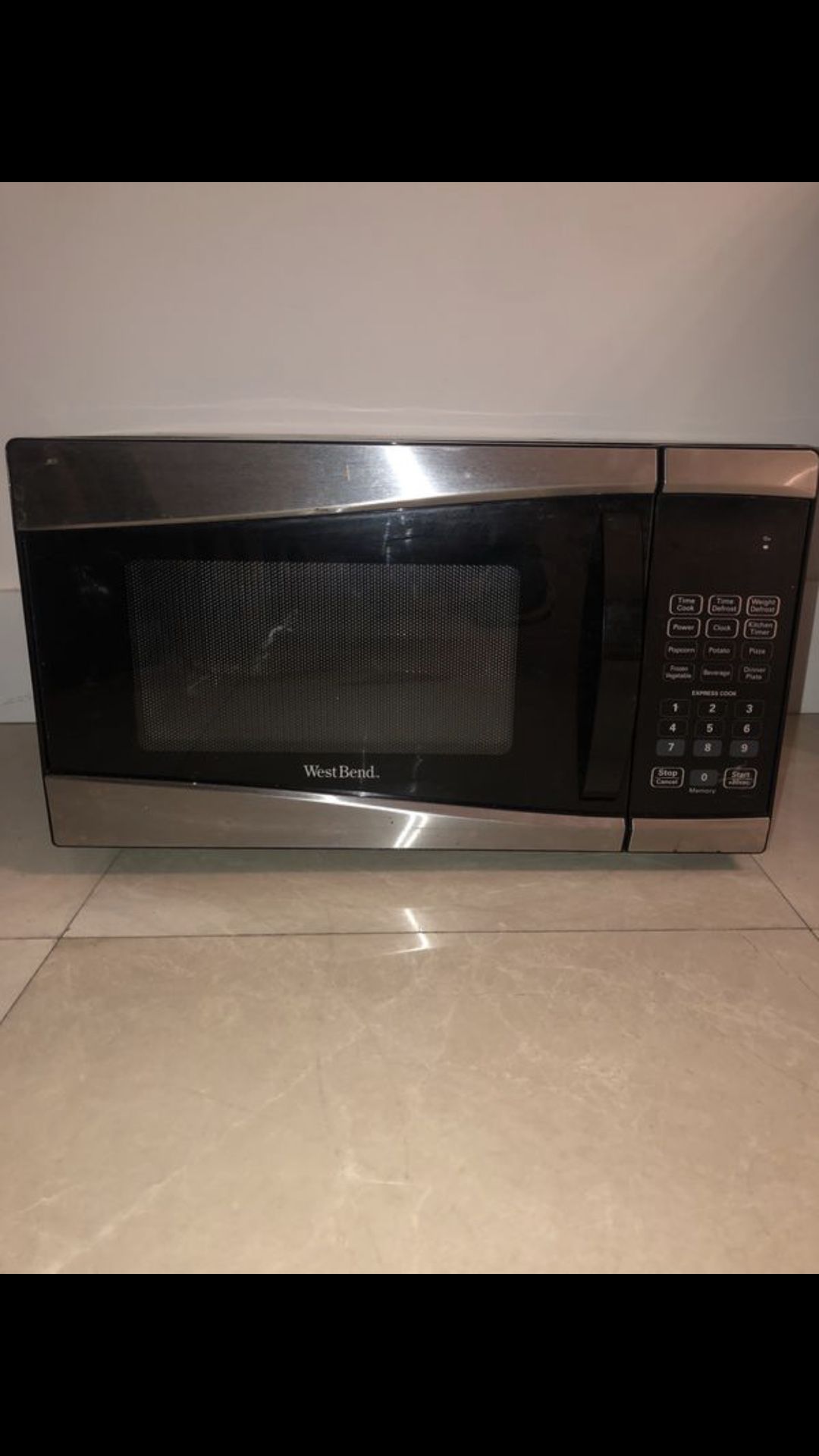 Microwave - very good condition - Brickell area