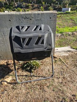 Composter in good condition. Brand Vivosun