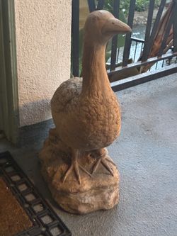 Detailed Life size Vintage Stone Porch Goose