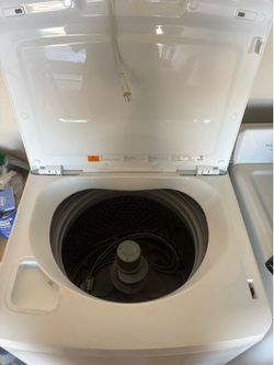 MOVING SALE - INSIGNIA WASHER & DRYER NEED GONE ASAP