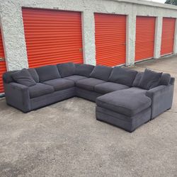Large Grey Sectional Couch 