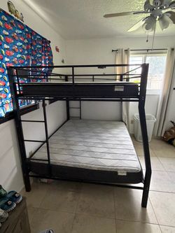 Cama doble Queen/Full