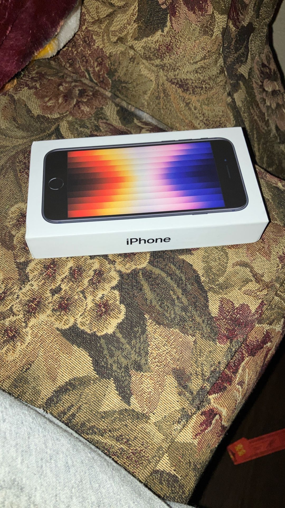 iPhone (se) Black $60$