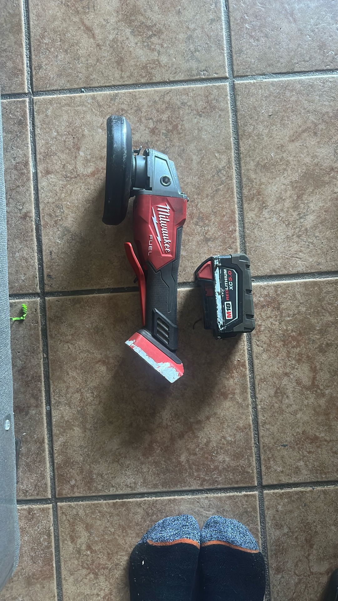 Milwaukee Grinder
